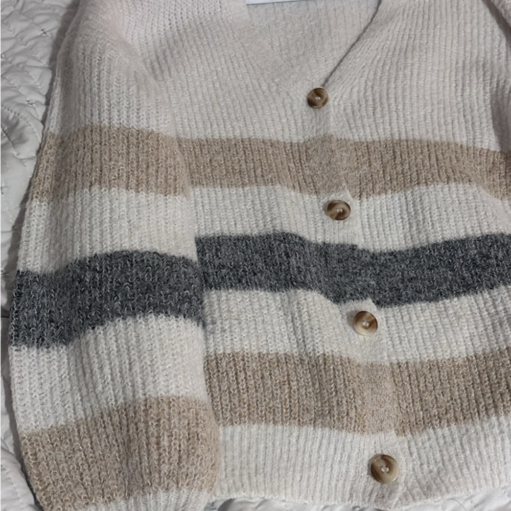 Cozy Striped Women's Cardigan Sweater - Picture 3 of 3